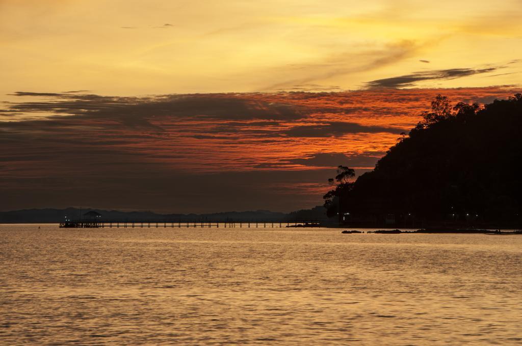 Sari Pacifica Resort & Spa, Sibu Island, Johor Pulau Sibu Eksteriør billede