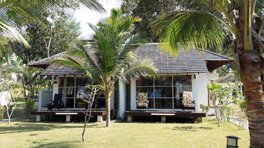 Sari Pacifica Resort & Spa, Sibu Island, Johor Pulau Sibu Eksteriør billede